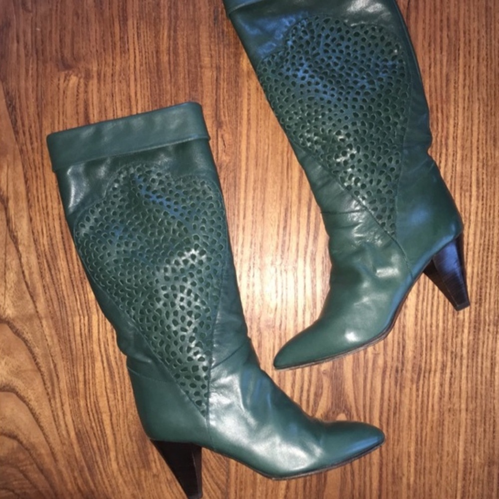 Vintage Charles David “Roberta” Green Leather heeled Boot size 5.5